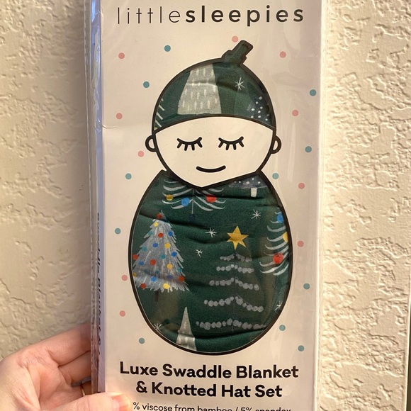 🎄NIB LS Swaddle Set🎄 - Picture 3 of 3